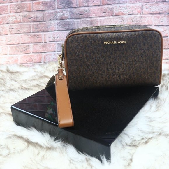 Michael Kors Clutch Jet Set Item Md Travel Pouch Wristlet Brown Newet - Picture 7 of 8